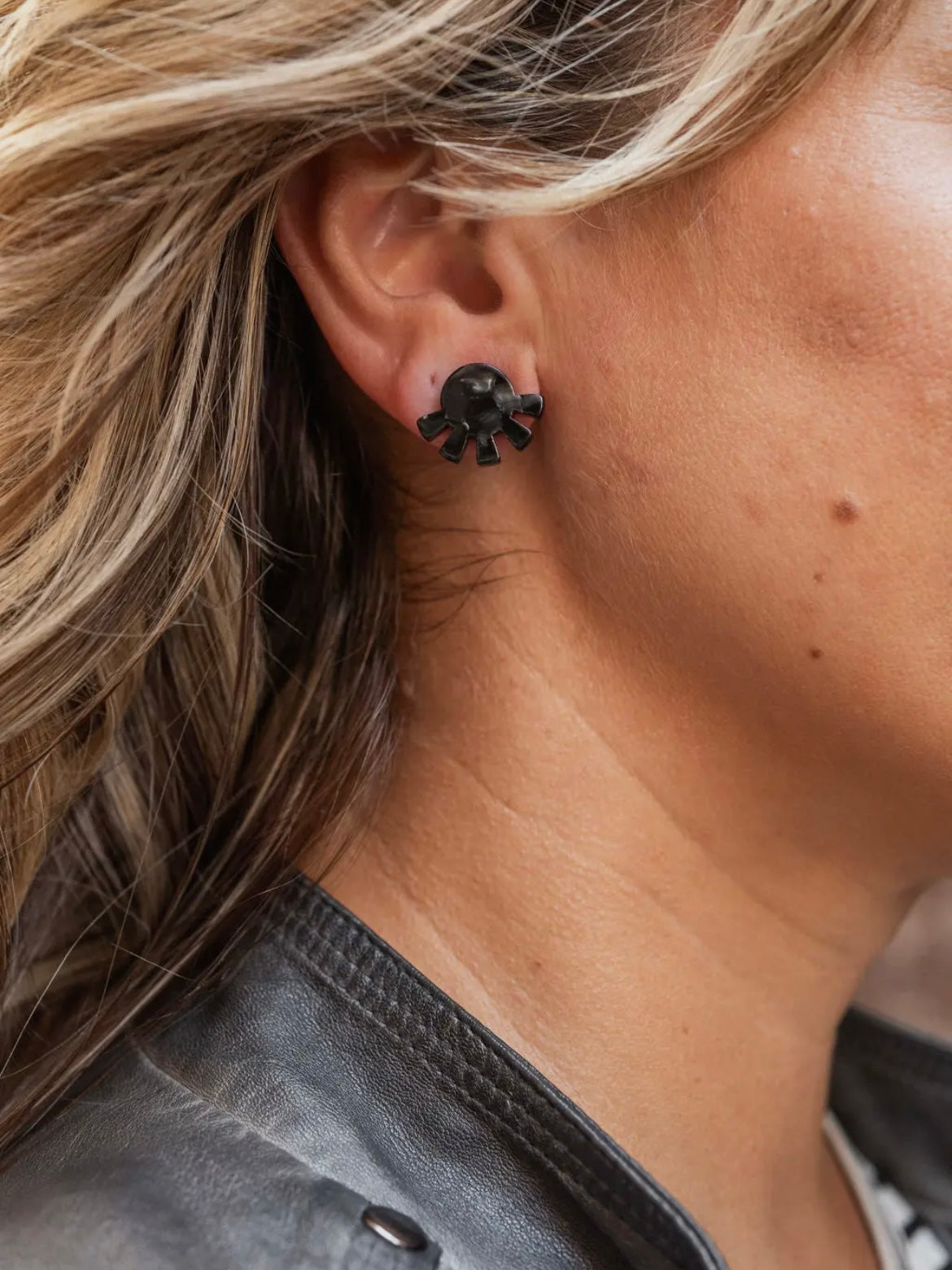 Black Skylar Studs